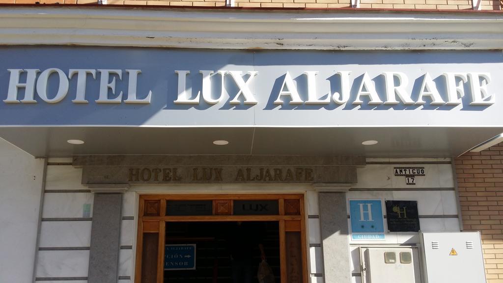 Hotel Lux Aljarafe Mairena del Aljarafe Exterior photo